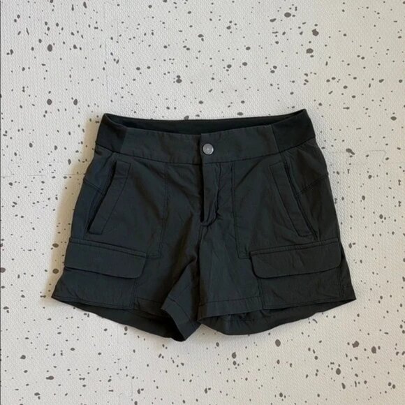 💘 ATHLETA - CARGO TREKKIE SHORTS - Picture 1 of 6